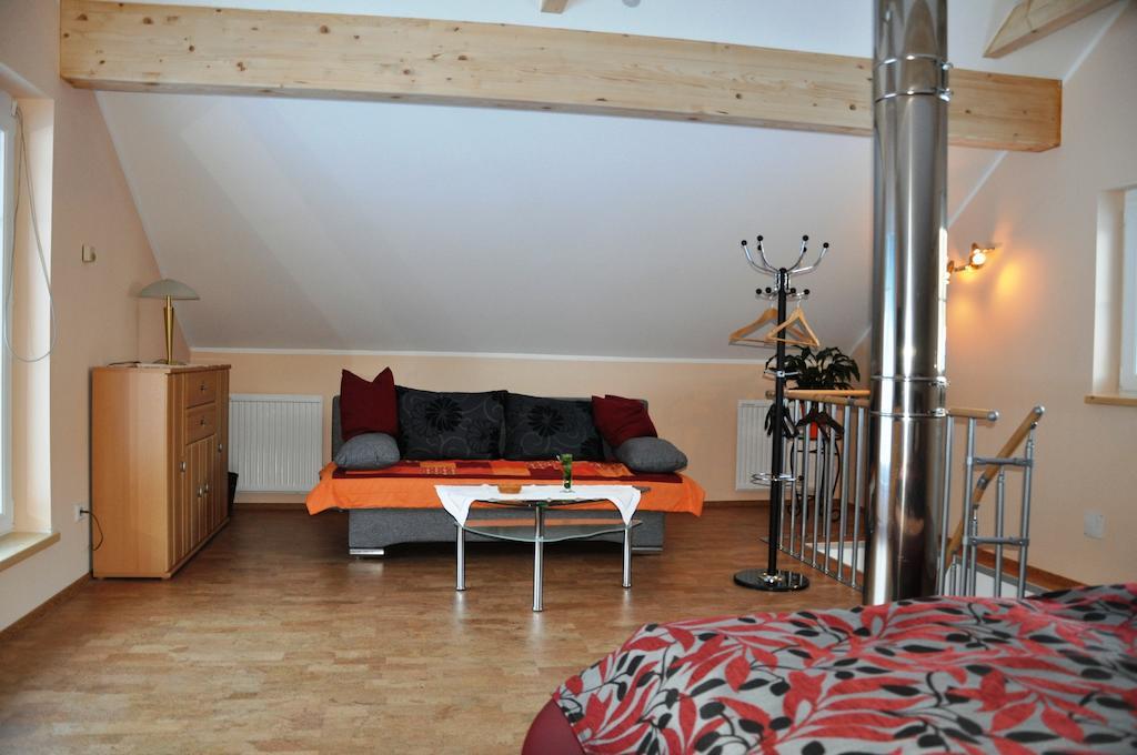 Ferienhaus Backstuber Gundersheim Номер фото